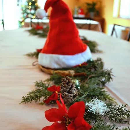 Дом отдыха Les Oiseaux_a Avec Piscine Chauffee